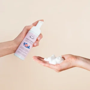 Aurora Natural Pomegranate Cleanser Foam